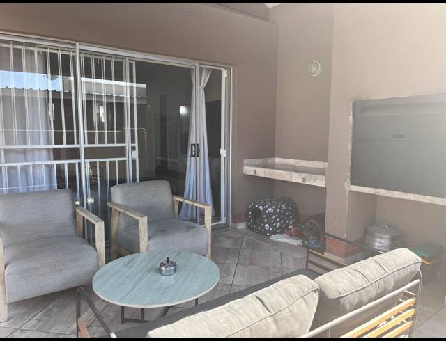3 BEDROOM HOUSE FOR SALE IN WATERVAL EAST